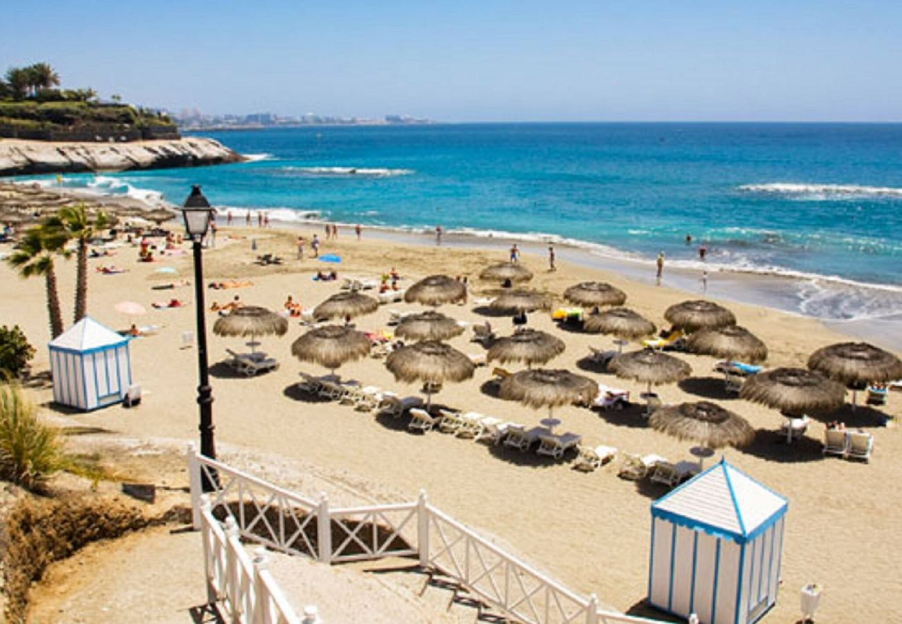 Apartamento en Costa Adeje - The Penthouse, Fabulous Sunset, Heated Pool, Fiber