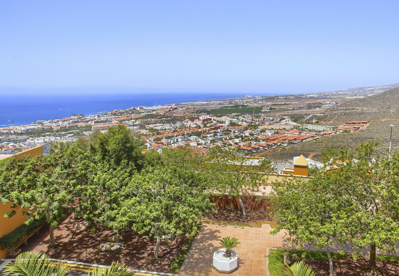 Apartamento en Costa Adeje - Panoramic Big Apartment, Huge Terrace, Parking