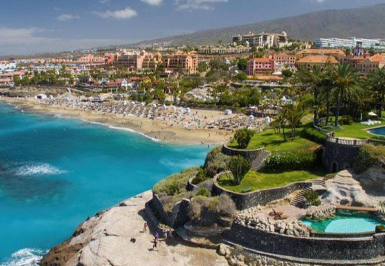 Apartment in Costa Adeje - The Penthouse, Fabulous Sunset, Heated Pool, Fiber