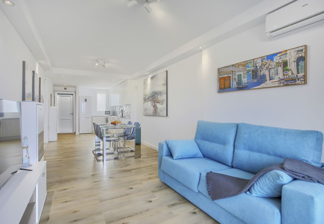 Apartment in Costa Adeje - The Penthouse, Fabulous Sunset, Heated Pool, Fiber