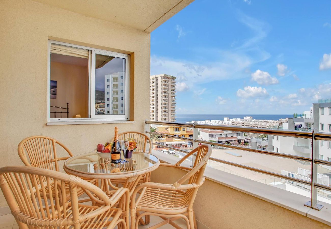 Apartment in Costa Adeje - El Sol del Sur, Ocean View, 2 Pool, Fiber 