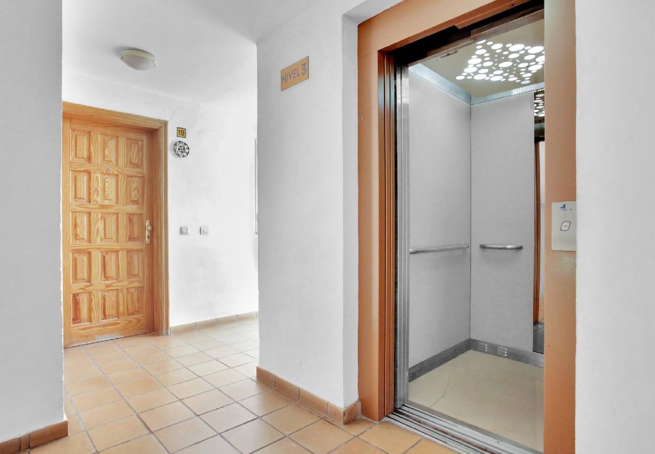 Apartment in Puerto de Santiago - Penthouse The Cliffs, Huge Terrace, Bbq, Air C 