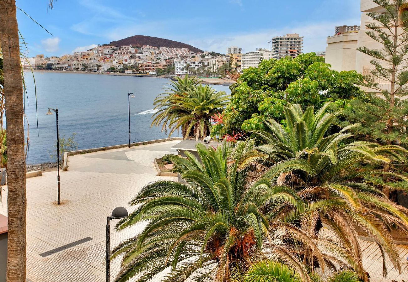 Apartment in Arona - Casa Marinita, Penthouse By The Sea 