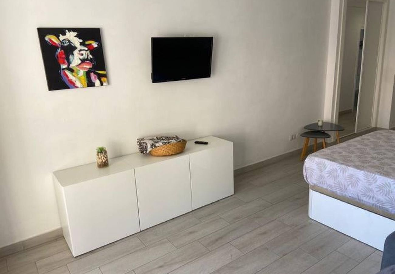 Studio in Los Cristianos - Top Floor Panoramic Studio, Heated Pool 