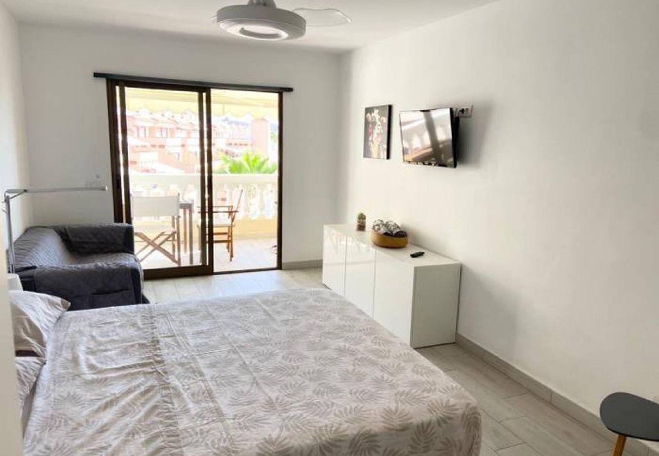 Studio in Los Cristianos - Top Floor Panoramic Studio, Heated Pool 