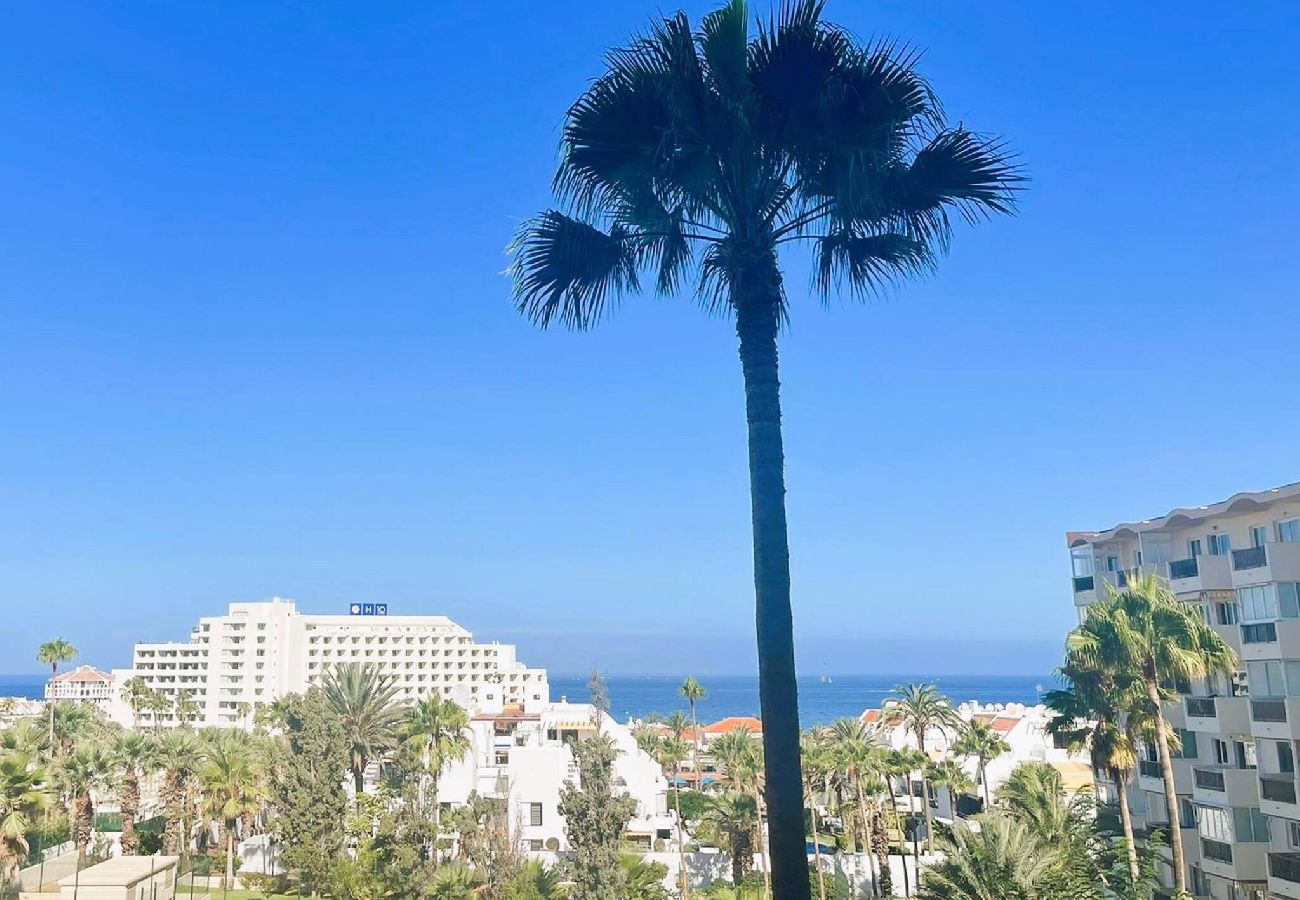 Studio in Playa de Las Americas - Wonderful Holidays, Ocean View, Close to the Beach 