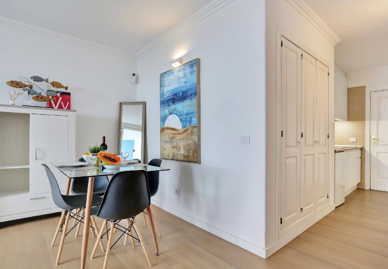 Studio in San Miguel de Abona - Green Studio, Pools, Terrace, Air Con, Fiber 