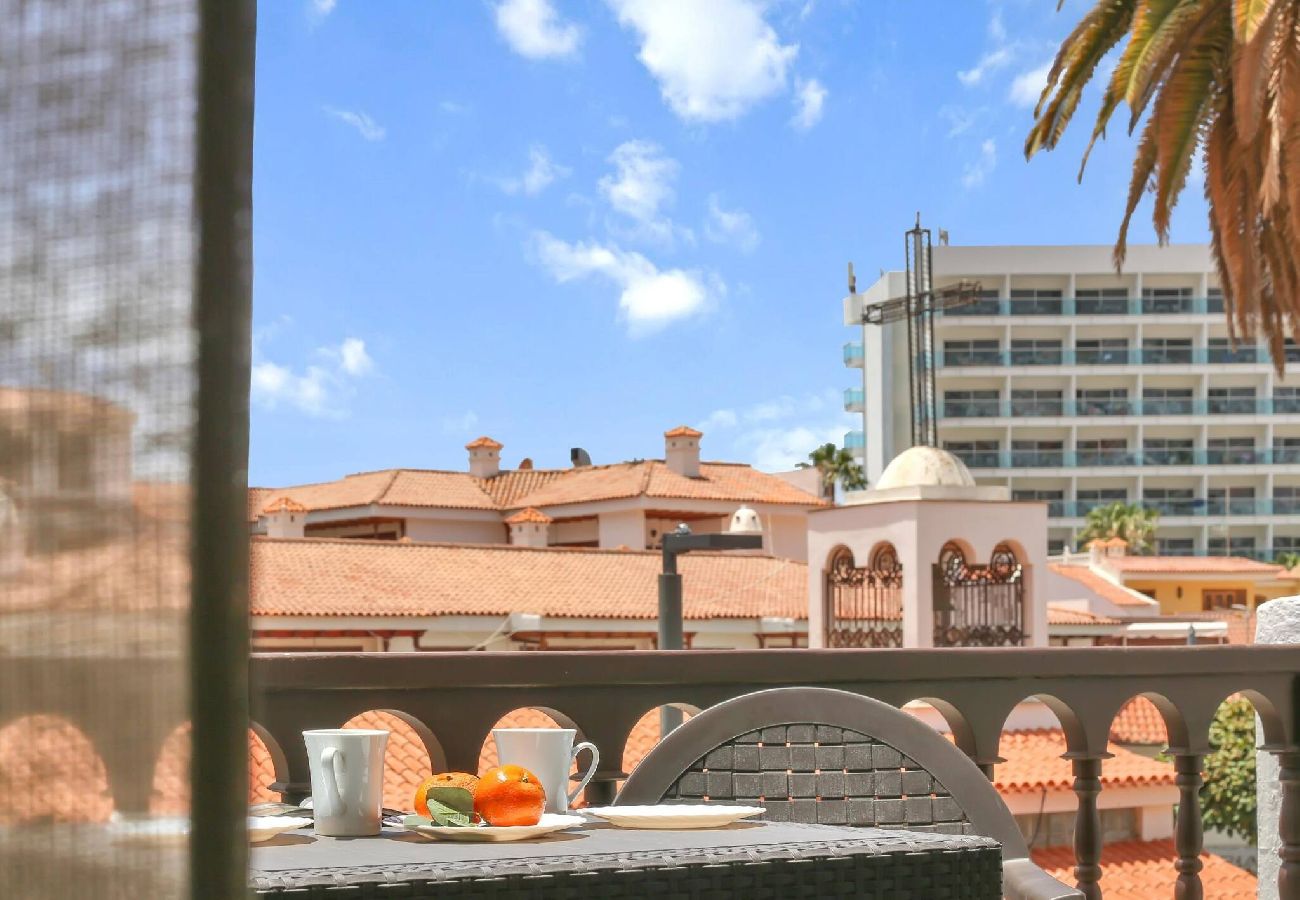 Apartment in Puerto de Santiago - The Little Square Apt, Los Gigantes, Terrace, WiFi