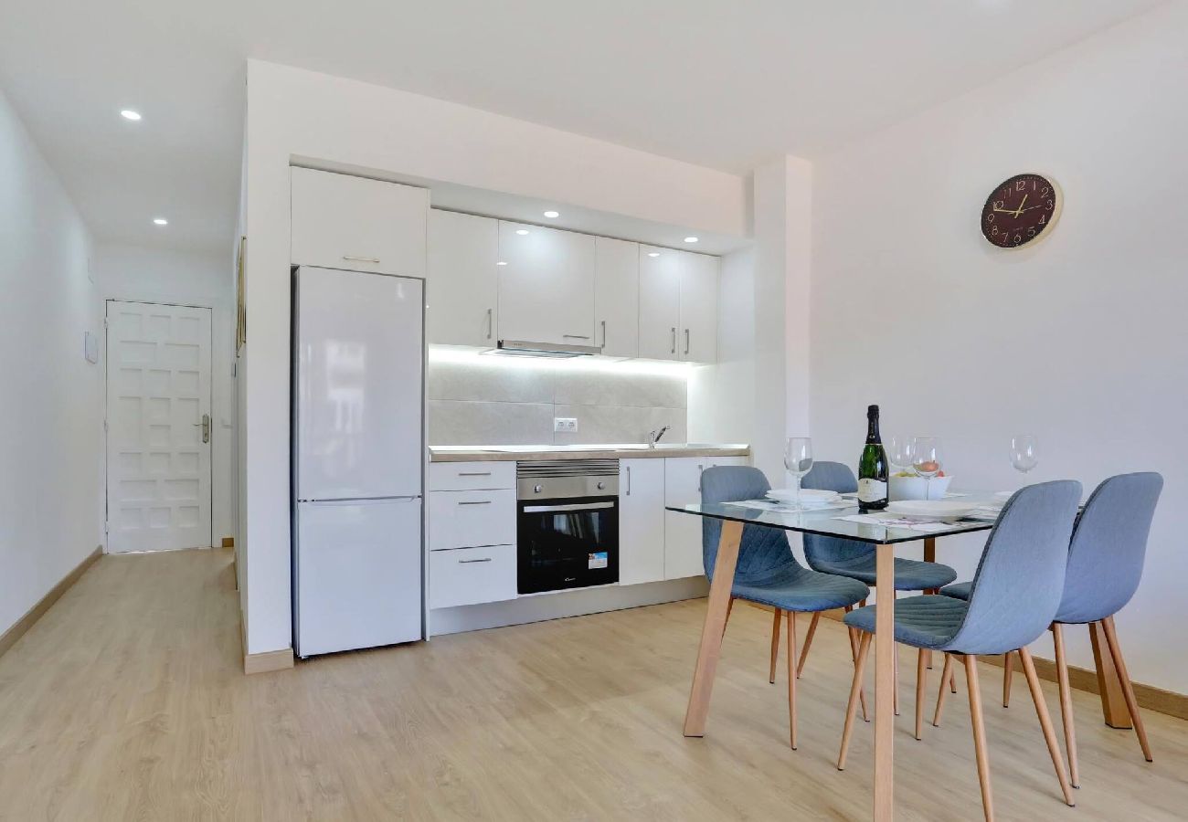 Apartment in Puerto de Santiago - The Little Square Apt, Los Gigantes, Terrace, WiFi