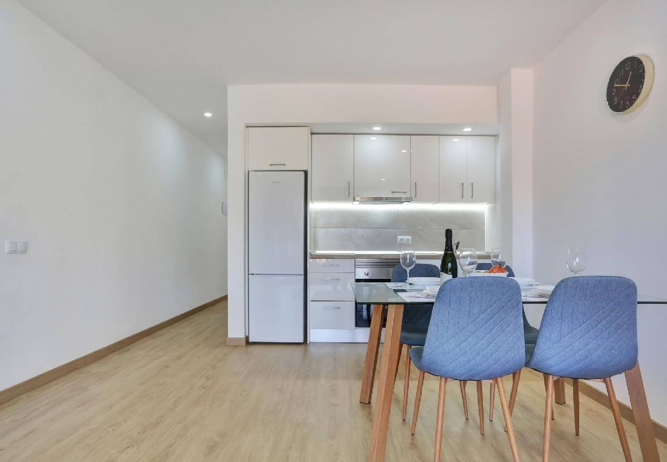 Apartment in Puerto de Santiago - The Little Square Apt, Los Gigantes, Terrace, WiFi