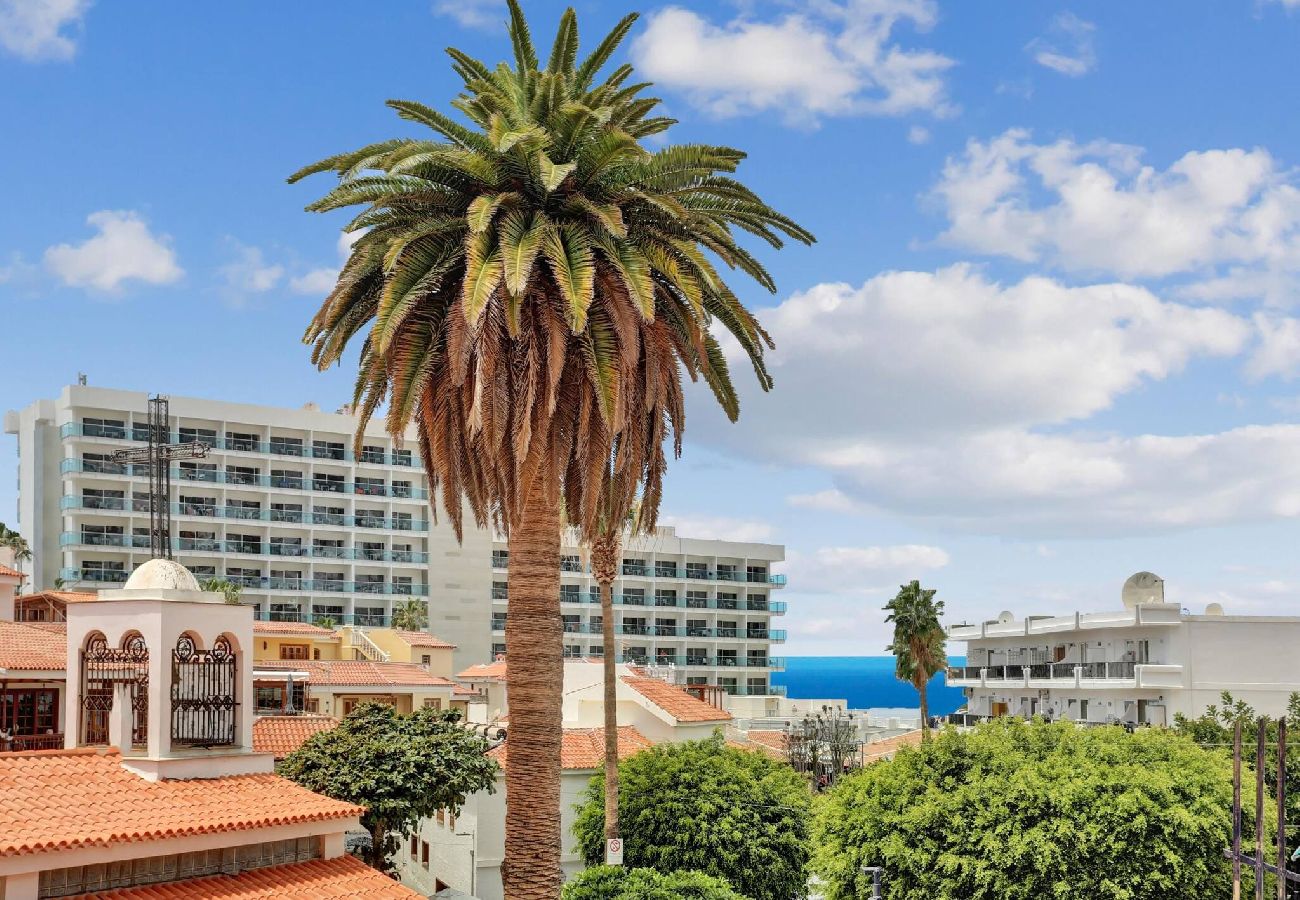 Apartment in Puerto de Santiago - The Little Square Apt, Los Gigantes, Terrace, WiFi