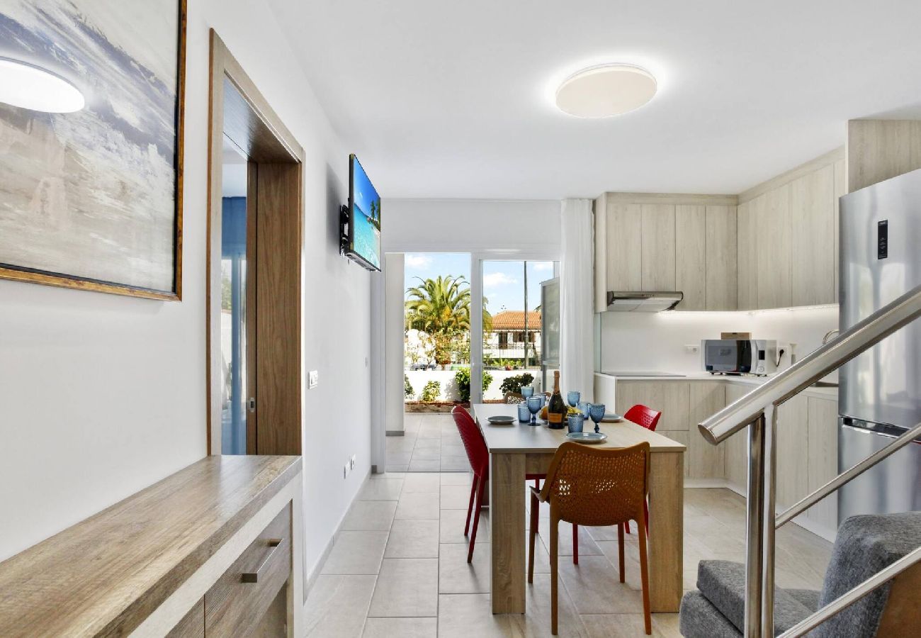 Apartment in Costa Adeje - Golden Holidays, Heated Pool, A/C, Internet 