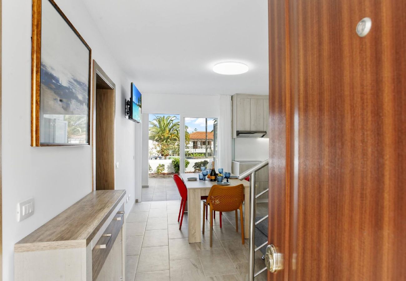 Apartment in Costa Adeje - Golden Holidays, Heated Pool, A/C, Internet 