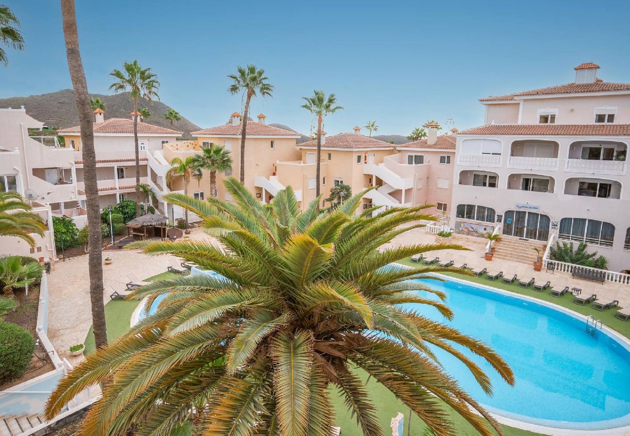 Apartment in Arona - Atlantic Breeze, Terrace, Pool, Fast Wifi 