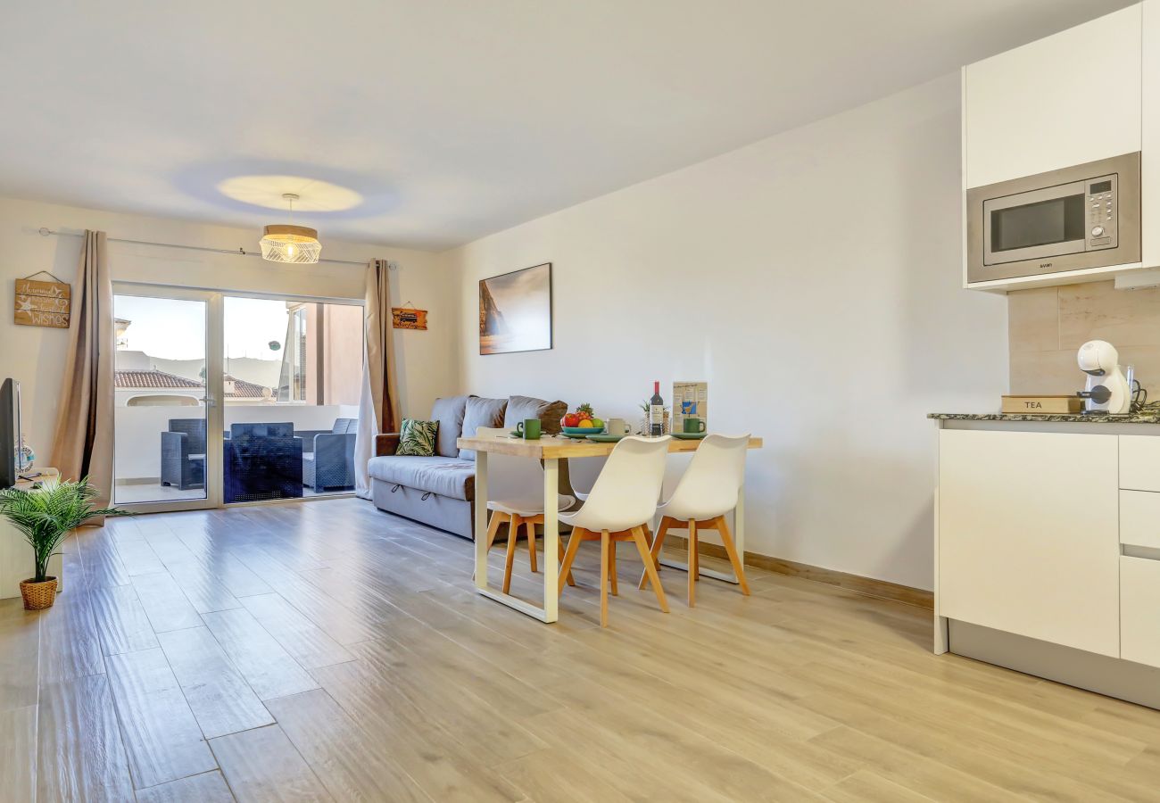 Apartment in Arona - Atlantic Breeze, Terrace, Pool, Fast Wifi 