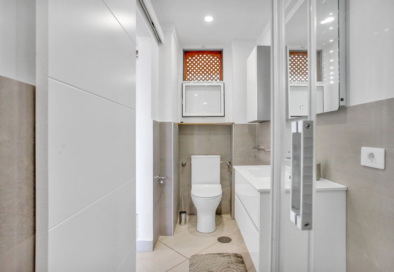 Apartment in Palm - Mar - Dream Holidays, Wonderful Ocean View,Fast Wi Fi