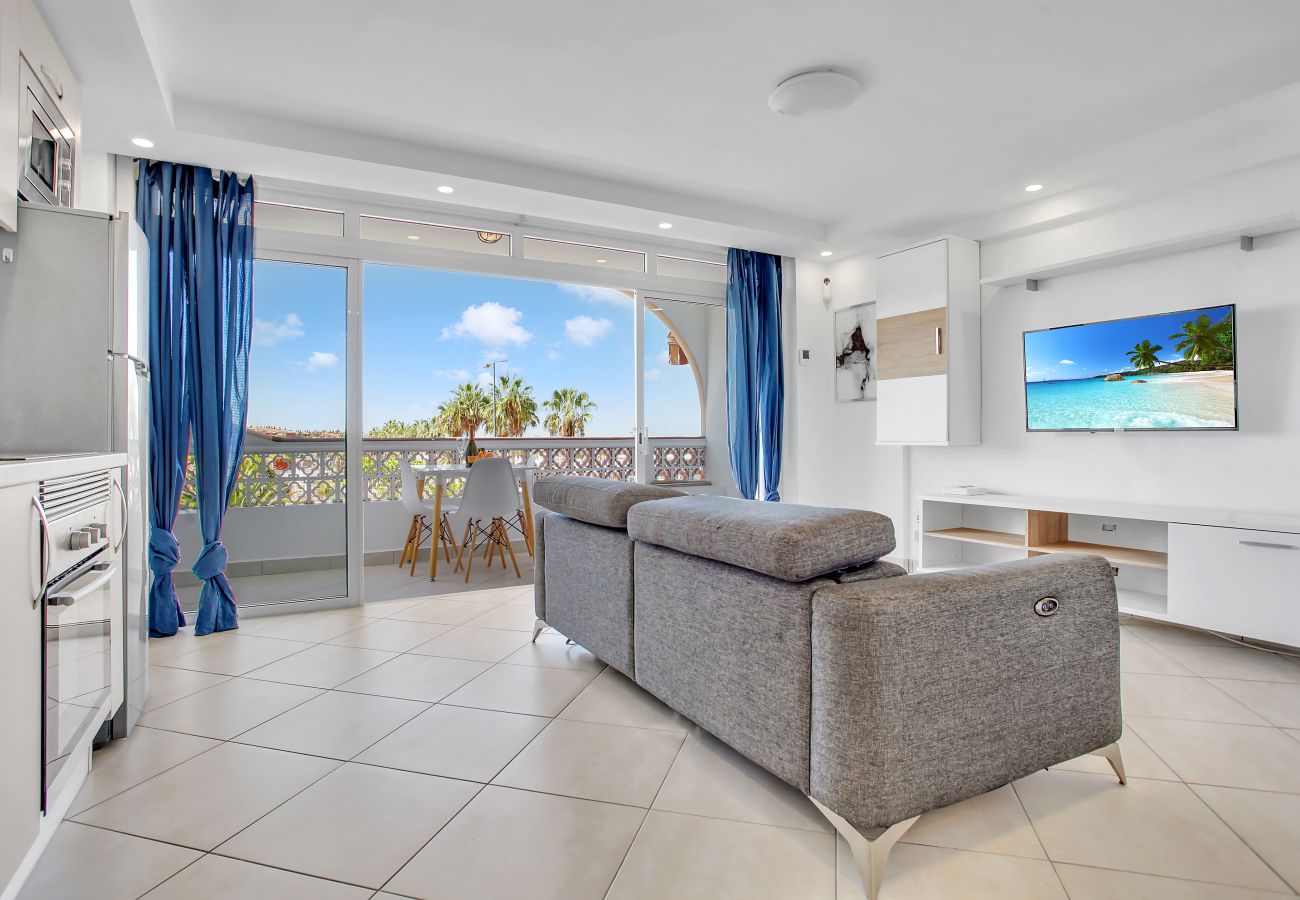 Apartment in Palm - Mar - Dream Holidays, Wonderful Ocean View,Fast Wi Fi