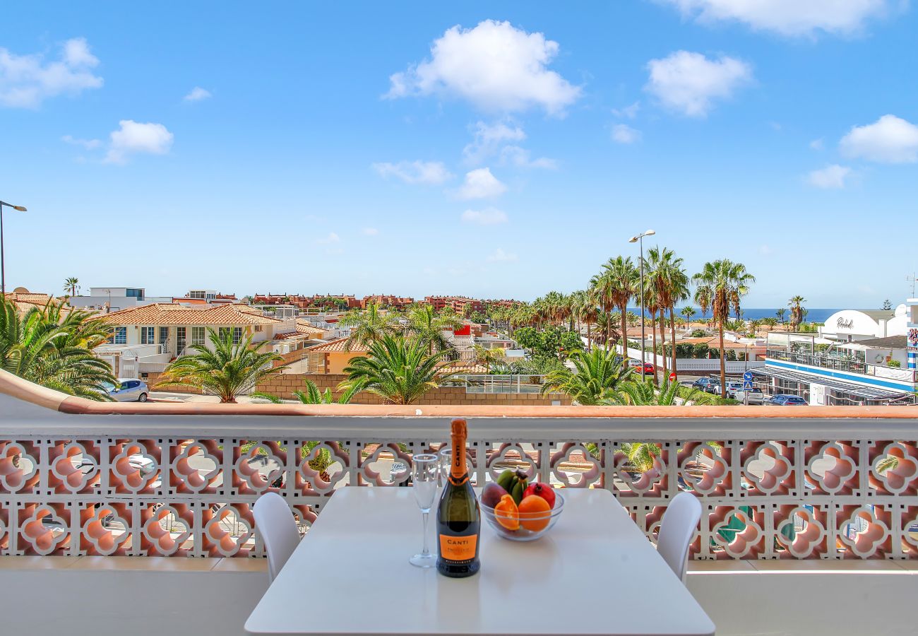 Apartment in Palm - Mar - Dream Holidays, Wonderful Ocean View,Fast Wi Fi
