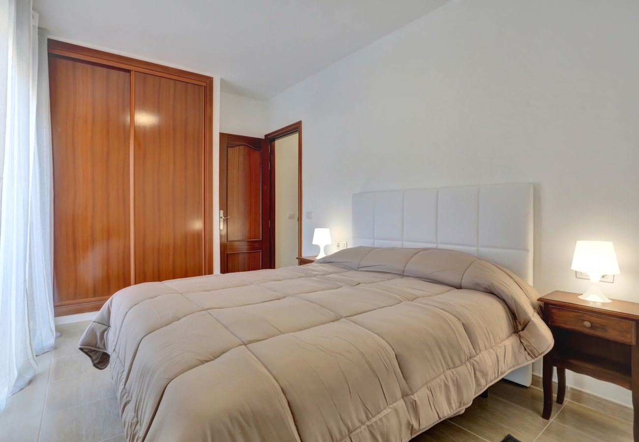 Apartment in Arona - San Lorenzo Apt, 2Huge Terraces Whit View, Parking