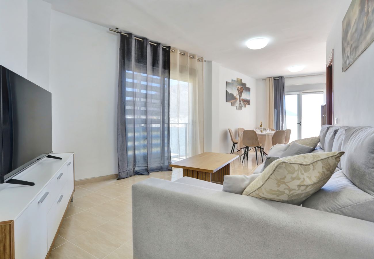 Apartment in Arona - San Lorenzo Apt, 2Huge Terraces Whit View, Parking