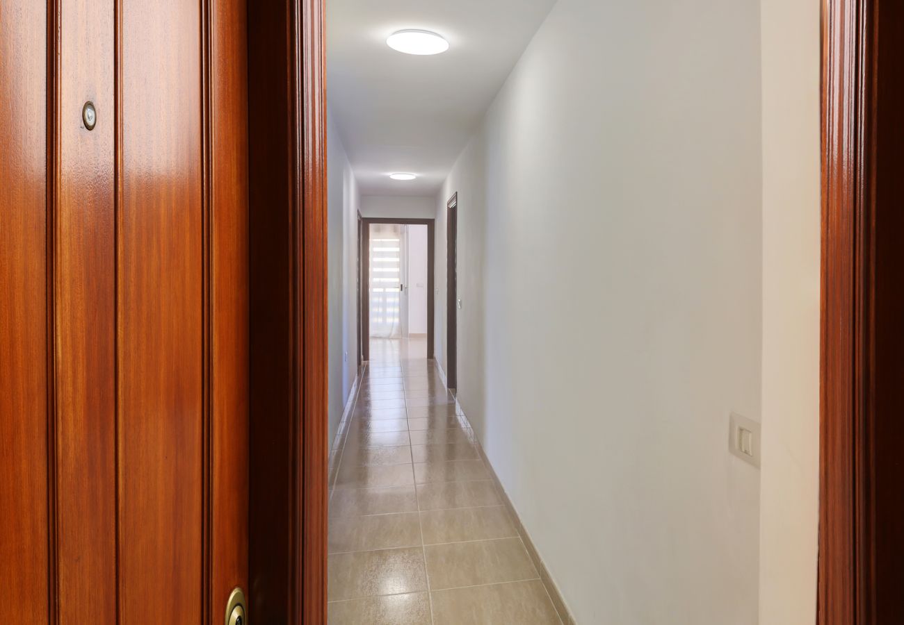 Apartment in Arona - San Lorenzo Apt, 2Huge Terraces Whit View, Parking