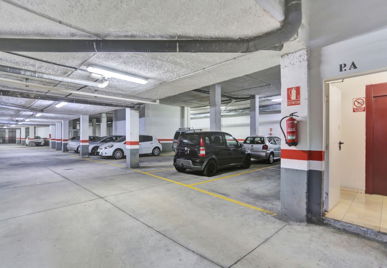 Apartment in Arona - San Lorenzo Apt, 2Huge Terraces Whit View, Parking