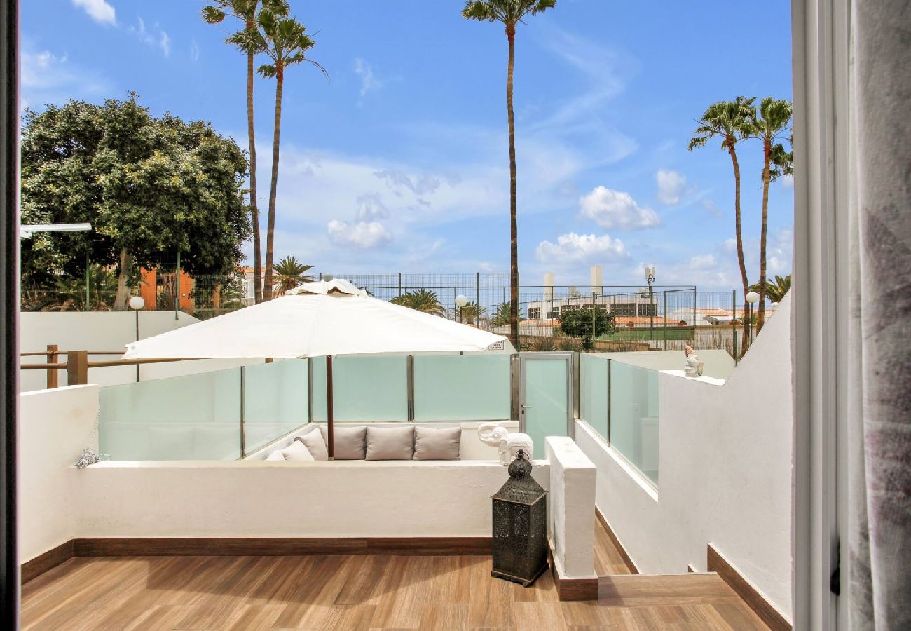 Appartement à Costa Adeje - CASA DEL SOL, Beautiful Terrace, Fast Wi-Fi, Pool 