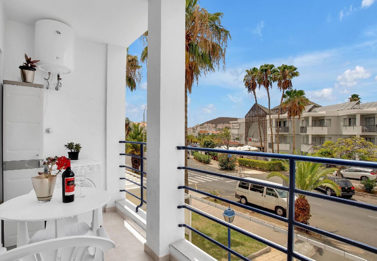 Appartement à Los Cristianos - Ferdy's Home, Pool, Wi Fi, Downtown Los Cristianos 