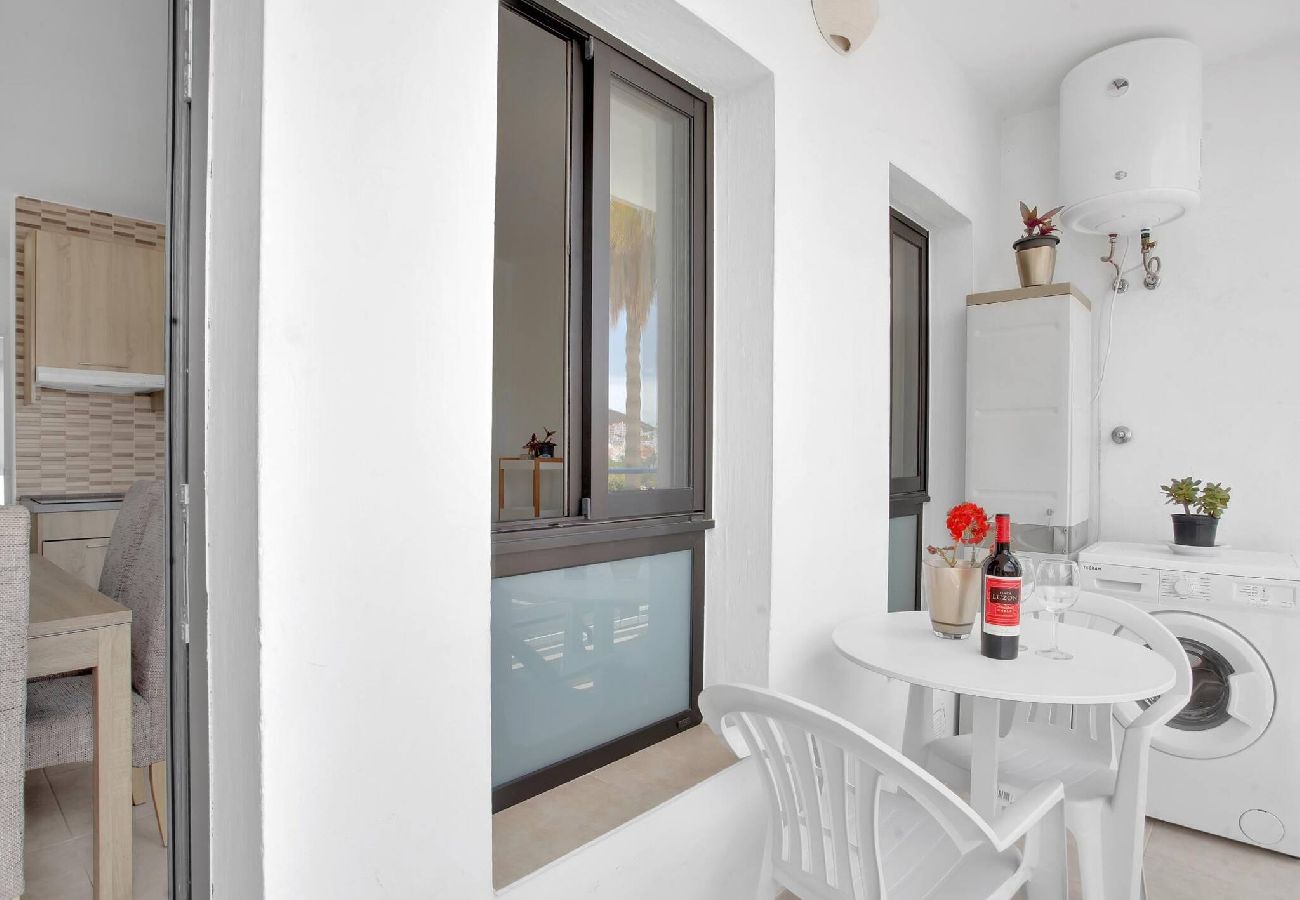 Appartement à Los Cristianos - Ferdy's Home, Pool, Wi Fi, Downtown Los Cristianos 