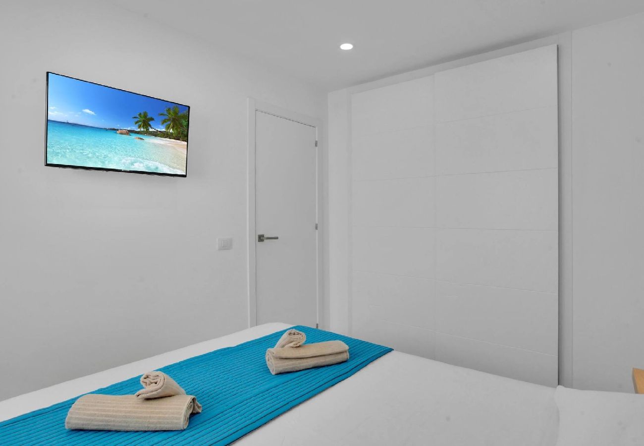 Appartement à Puerto de Santiago - Penthouse The Cliffs, Huge Terrace, Bbq, Air C 