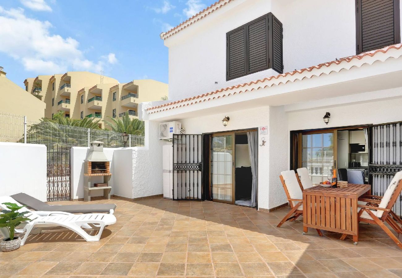 Maison mitoyenne à Costa Adeje - Golden Sand, Heated Pool, A/C, Bbq 