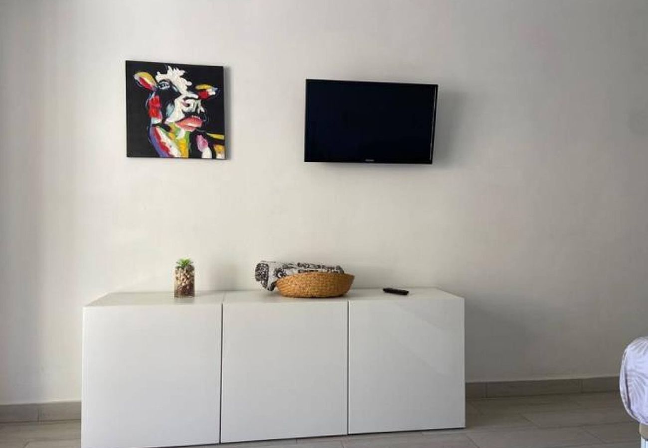 Studio à Los Cristianos - Top Floor Panoramic Studio, Heated Pool 