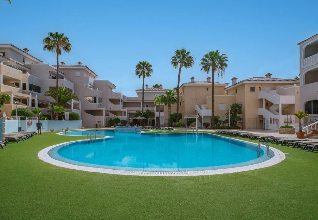 Appartement à Arona - Atlantic Breeze, Terrace, Pool, Fast Wifi 