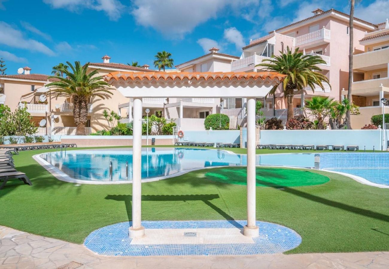 Appartement à Arona - Atlantic Breeze, Terrace, Pool, Fast Wifi 