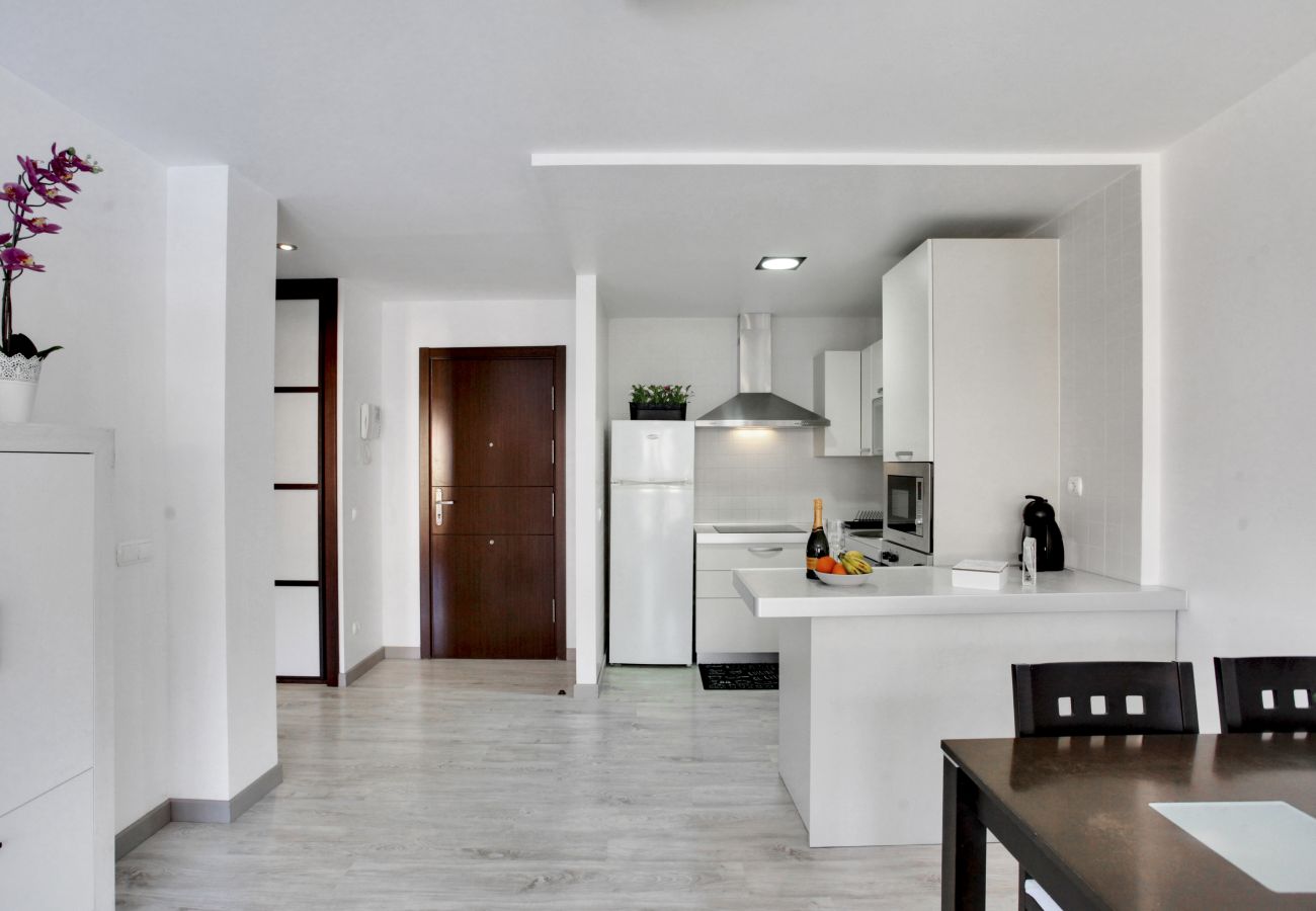 Appartement à Palm - Mar - Lovely Mocan, Pool, Fast Wi Fi