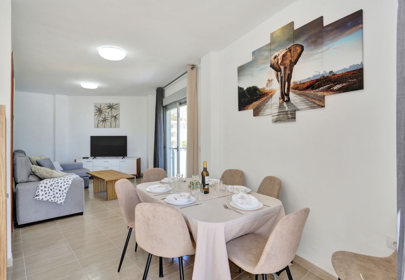 Appartement à Arona - San Lorenzo Apt, 2Huge Terraces Whit View, Parking