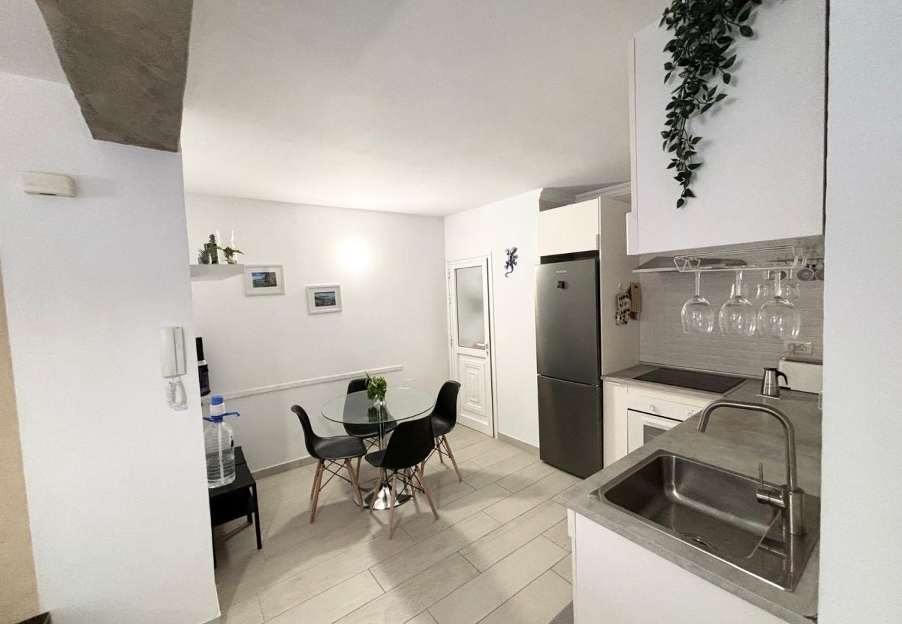 Appartement à Los Cristianos - Los Cristianos Town Center, 2 bedrooms, 170m beach