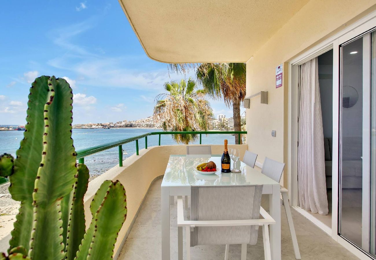 Appartamento a Arona - Casa Marinita, Penthouse By The Sea 