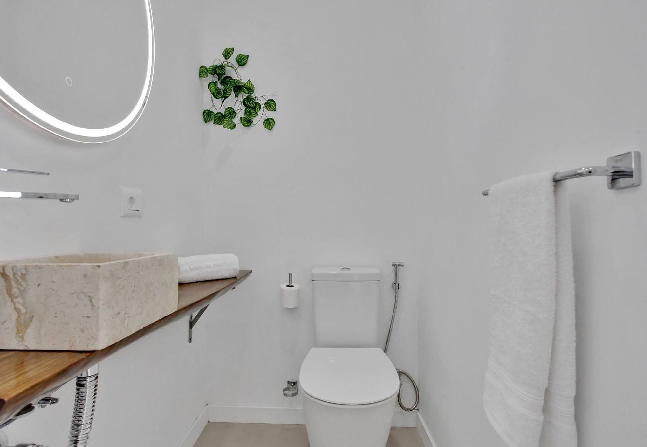 Appartamento a Arona - Casa Marinita, Penthouse By The Sea 