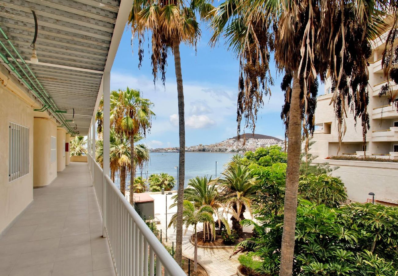 Appartamento a Arona - Casa Marinita, Penthouse By The Sea 