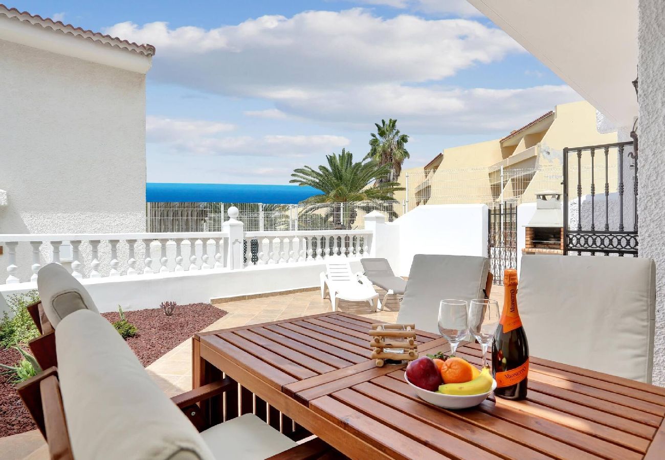 Casa a schiera a Costa Adeje - Golden Sand, Heated Pool, A/C, Bbq 
