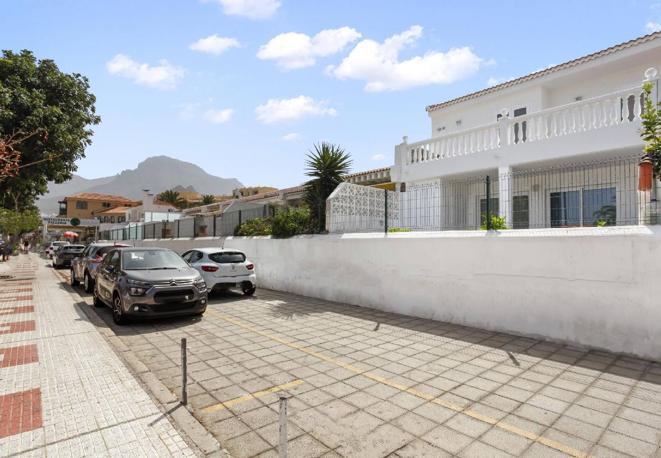 Casa a schiera a Costa Adeje - Golden Sand, Heated Pool, A/C, Bbq 