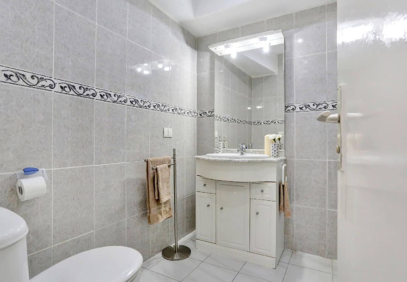 Studio a Los Cristianos - Relaxing Studio Los Cristianos,AirCon, Heated Pool 