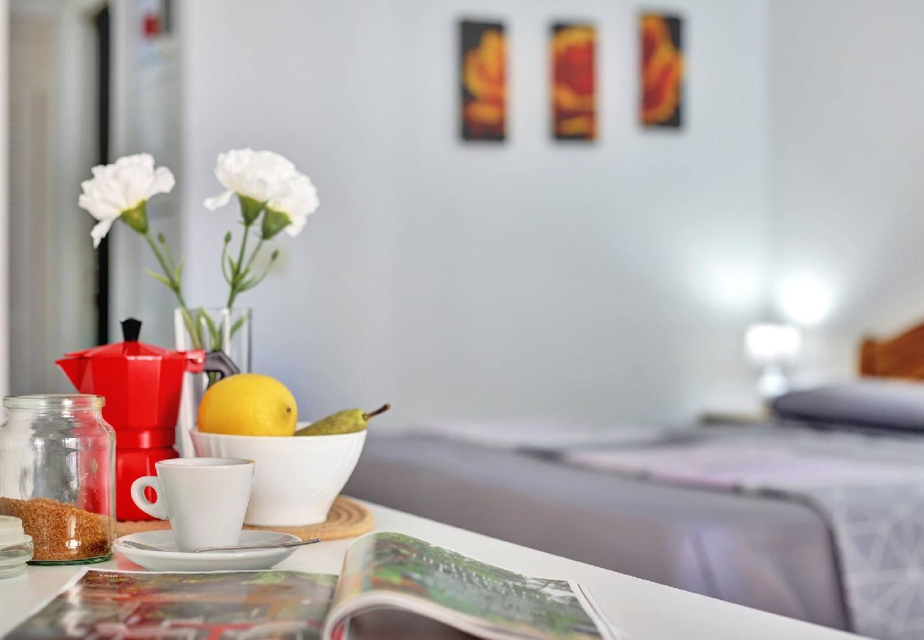 Studio a Los Cristianos - Relaxing Studio Los Cristianos,AirCon, Heated Pool 