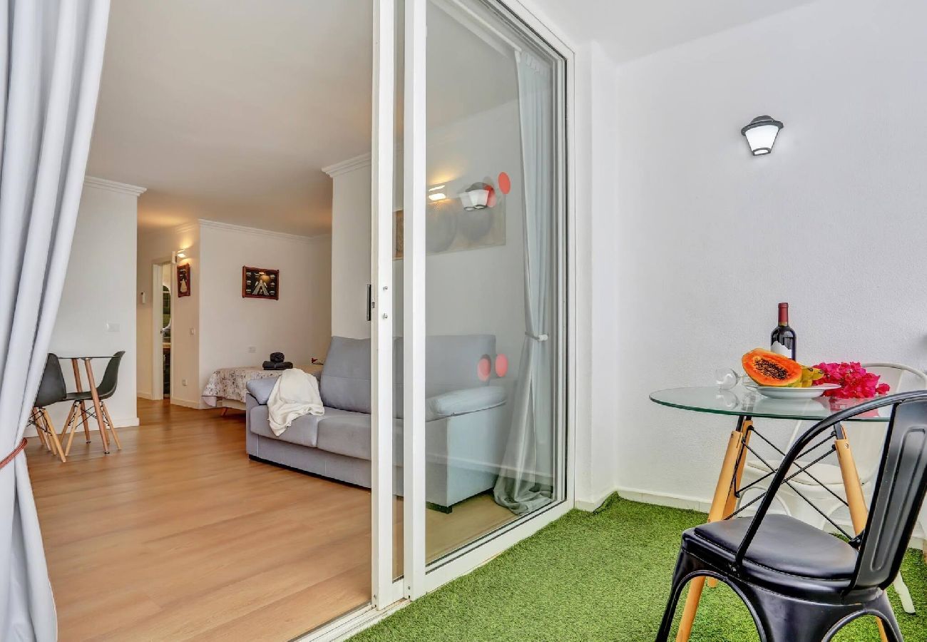 Studio a San Miguel de Abona - Green Studio, Pools, Terrace, Air Con, Fiber 