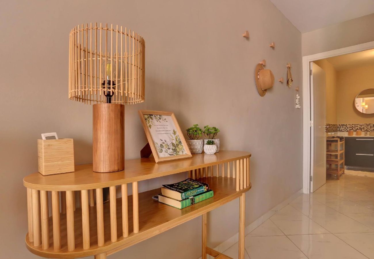 Appartamento a Los Cristianos - Sunny 1 bed, Los Cristianos,Heated Pool,Air Con 