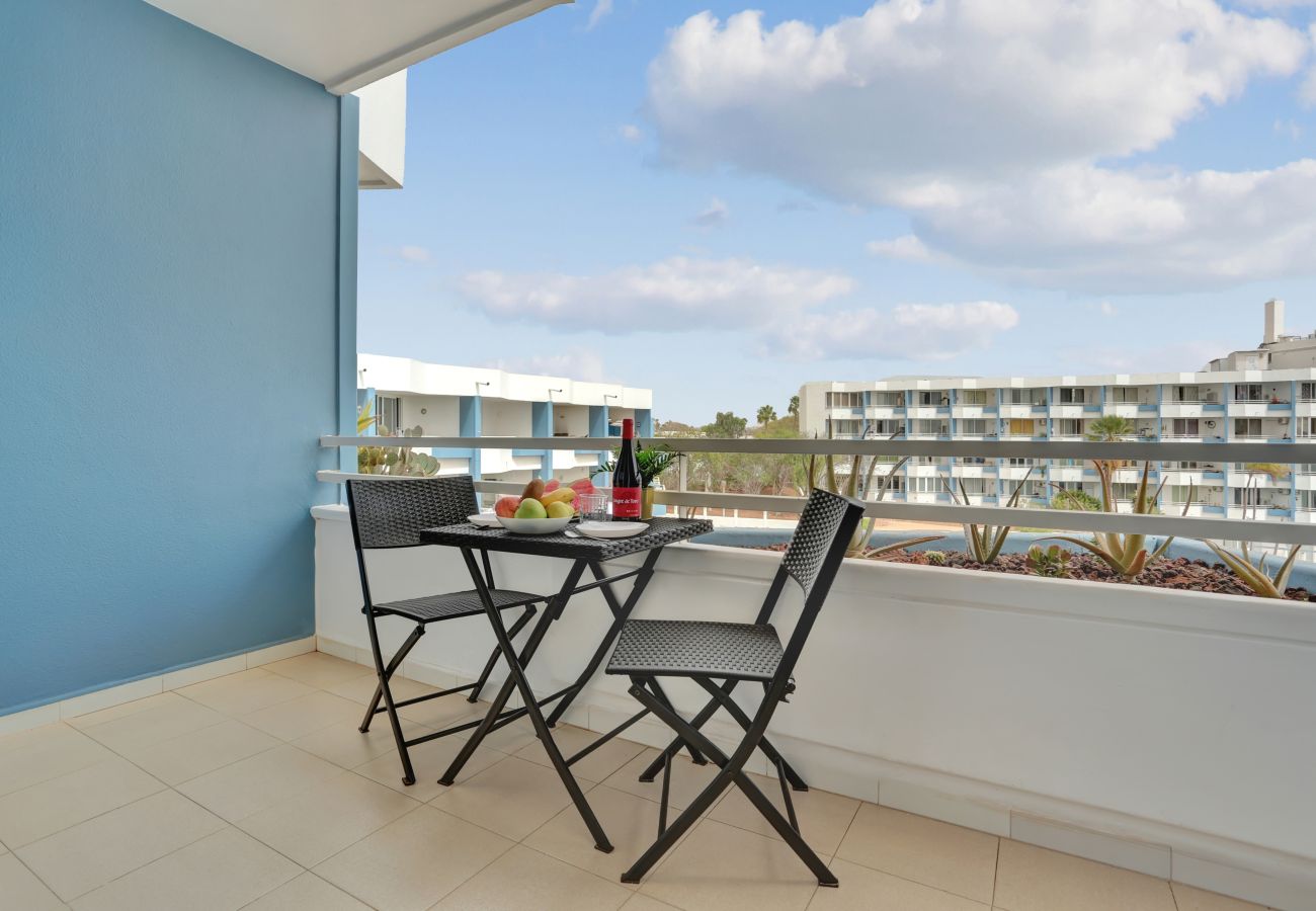 Studio a San Miguel de Abona - Top Floor Studio. Pools, Fast Internet, Parking